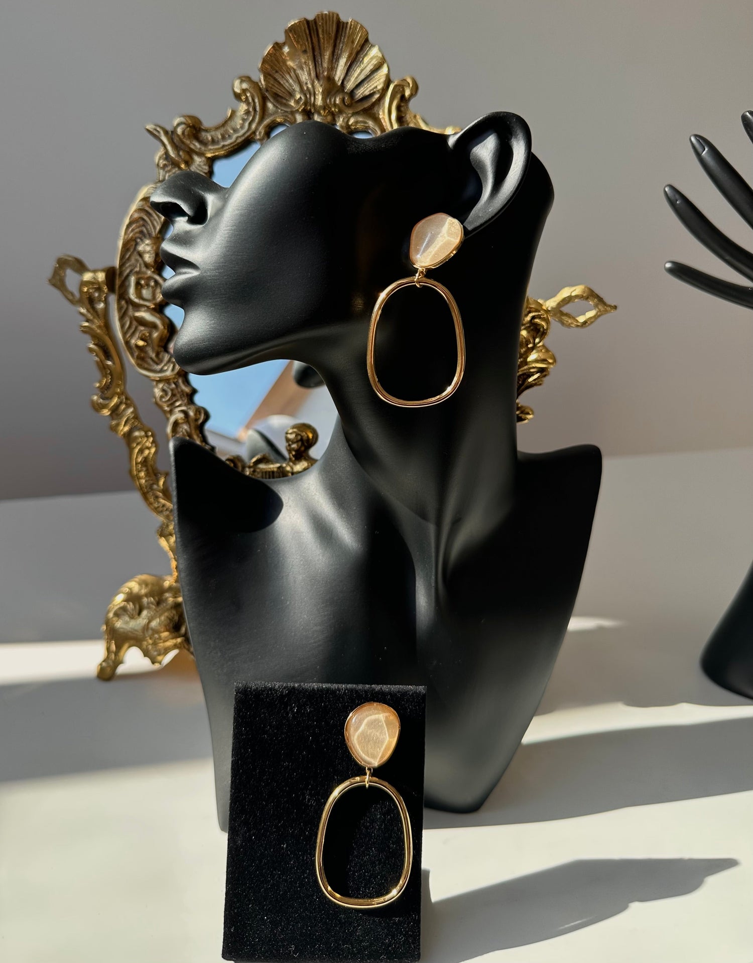 Boucle d’oreille GOUTTE Maison • NAÏM •