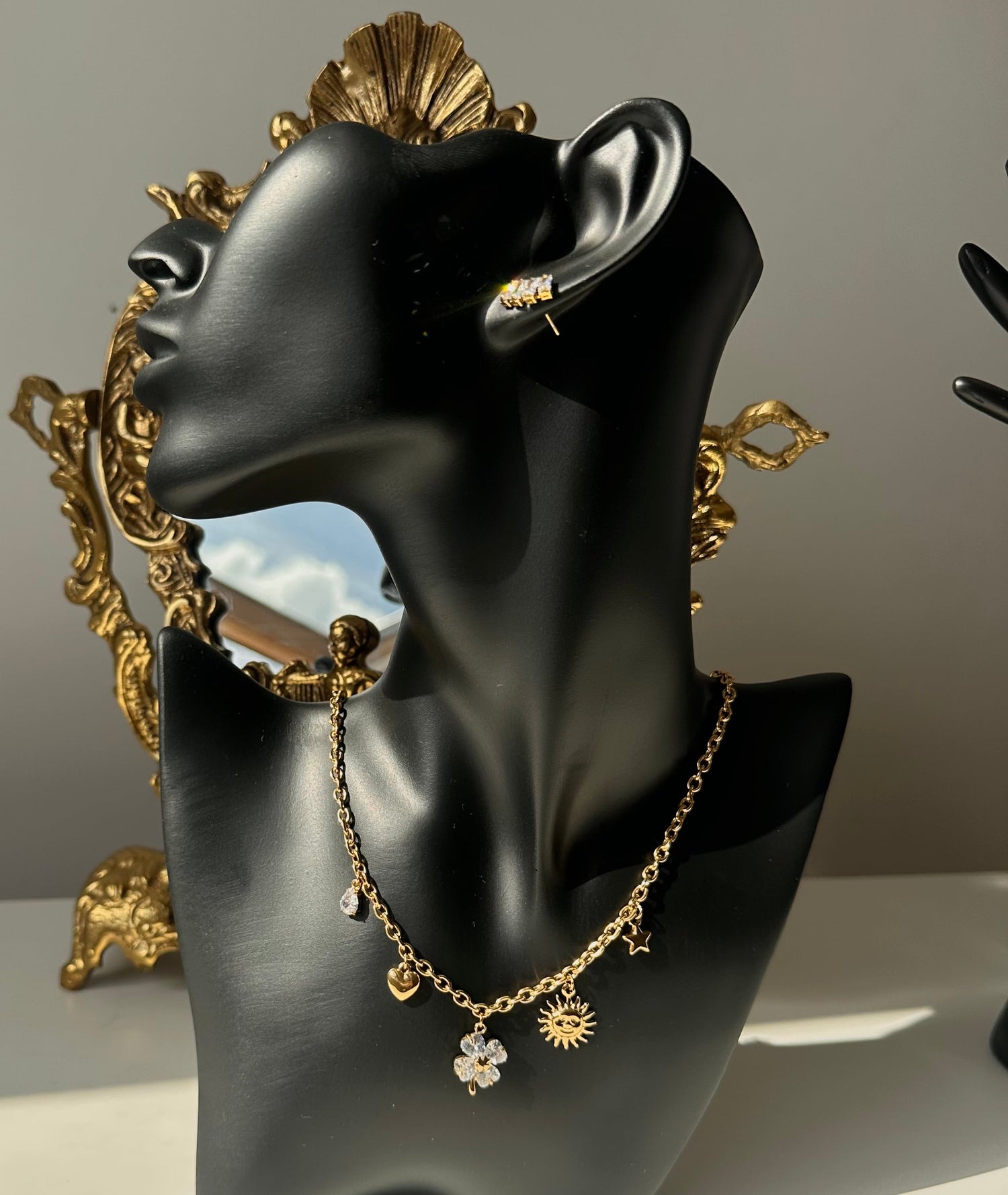 Collier chaîne charms Maison • NAÏM •
