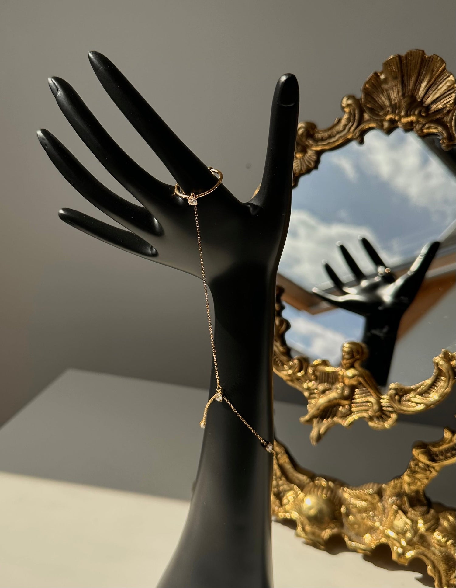 Bijoux de main Maison • NAÏM •