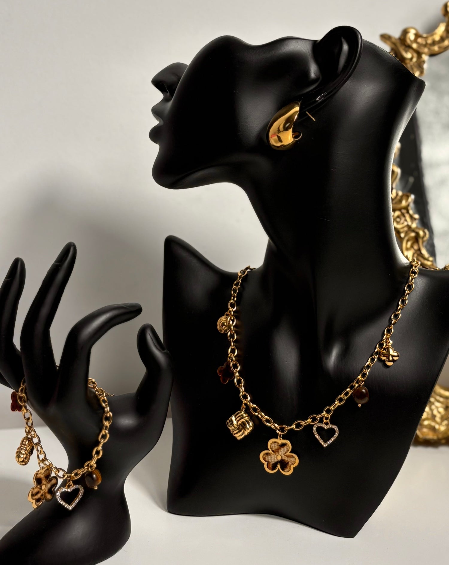 Collier Chance • NAIMORA •