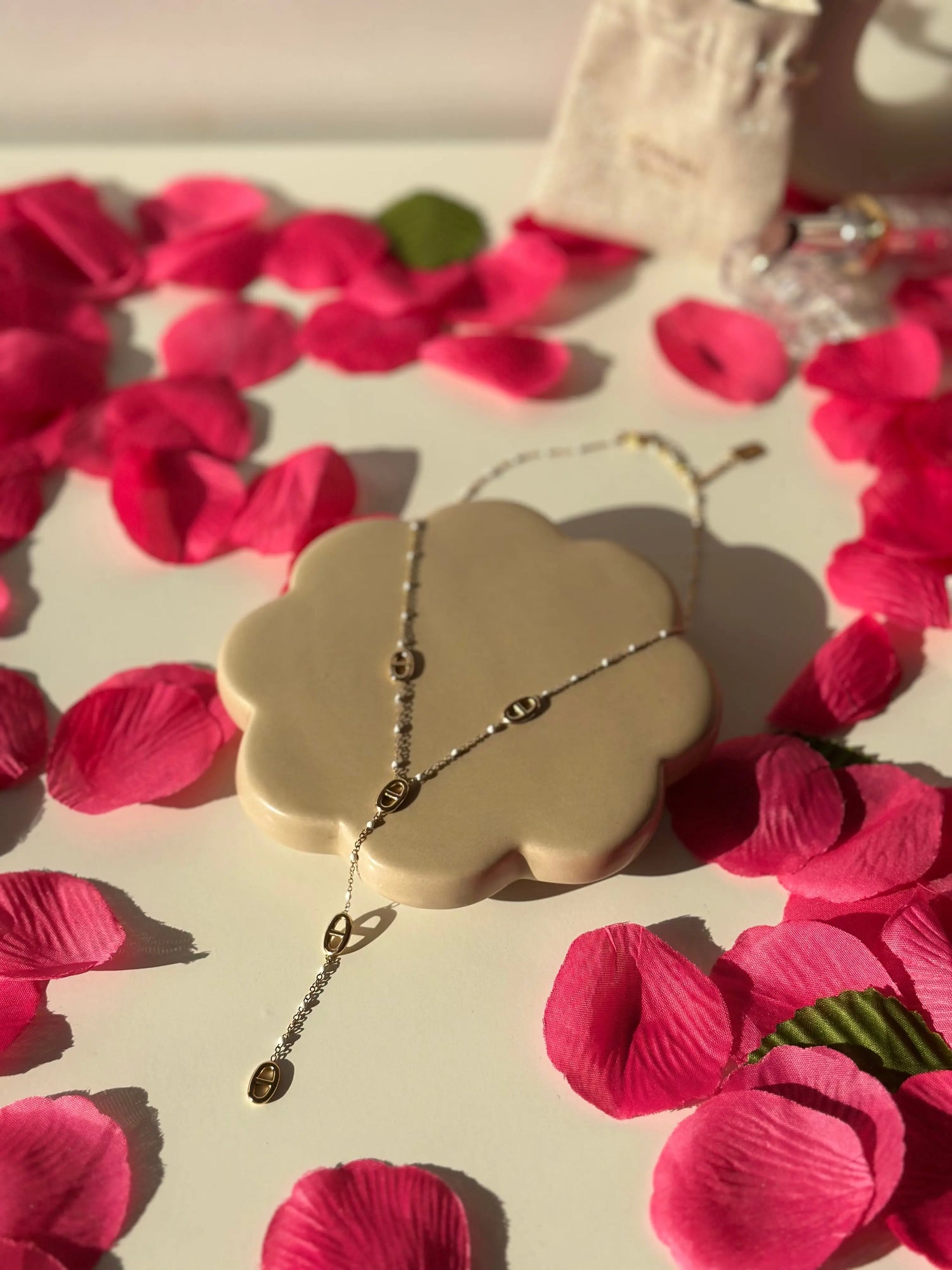 Collier trio blanc Maison • NAÏM •