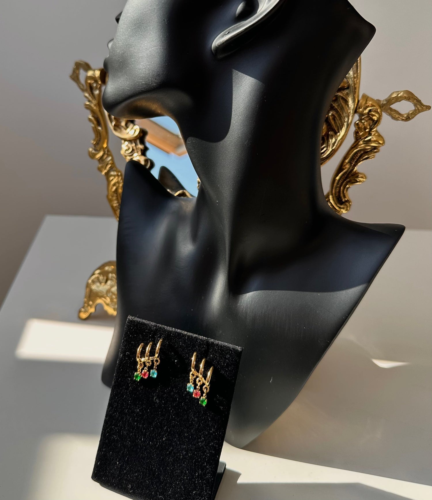 Boucle d’oreille trio Maison • NAÏM •