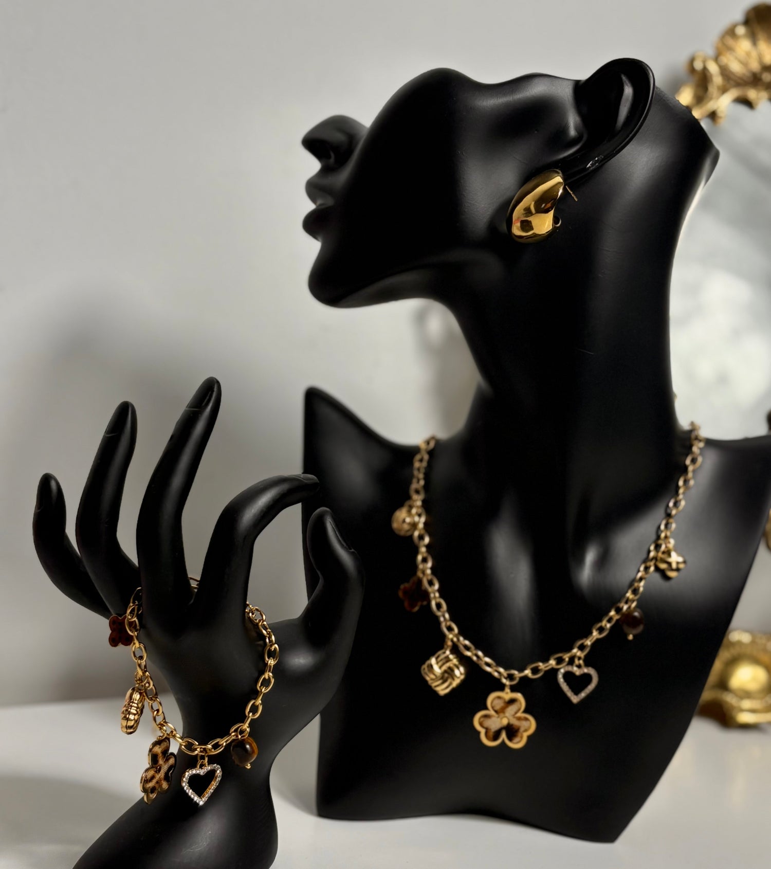 Collier Chance • NAIMORA •
