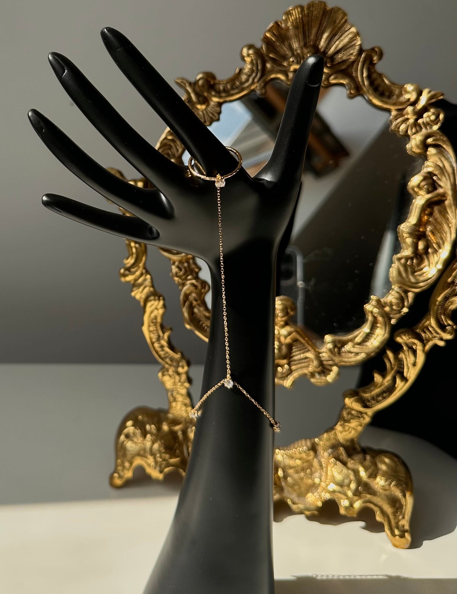 Bijoux de main Maison • NAÏM •