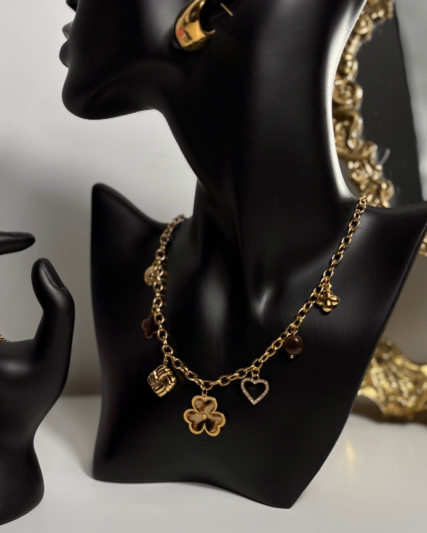 Collier Chance • NAIMORA •