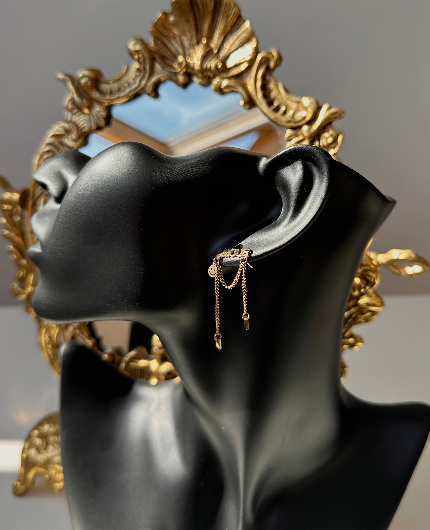 Boucle d’oreille AMOUR Maison • NAÏM •